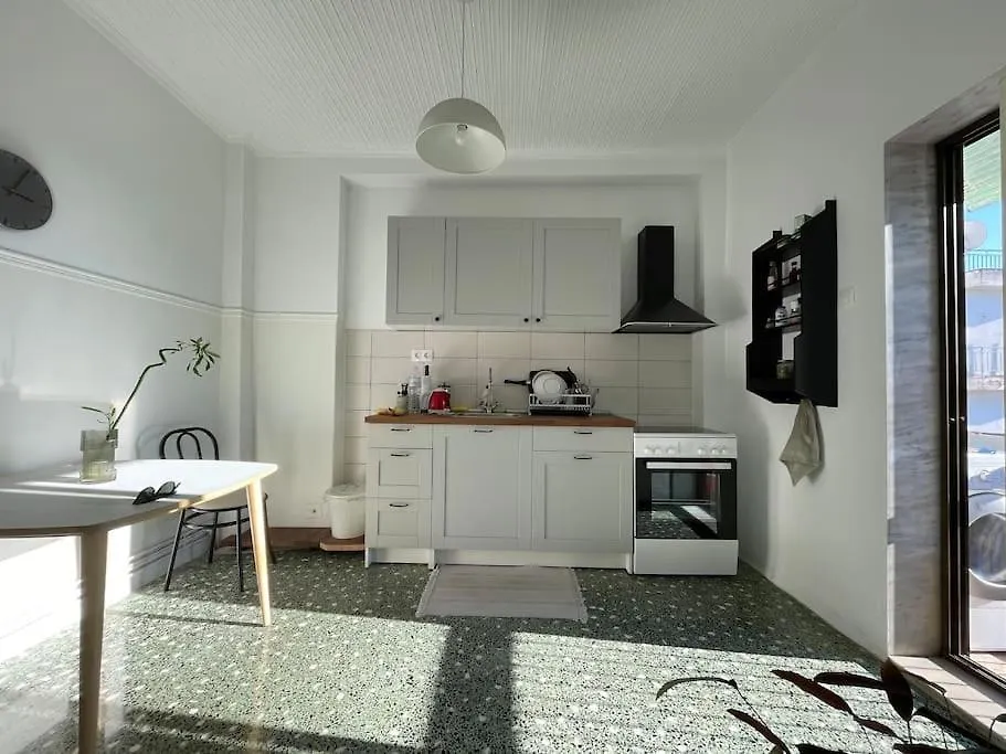 Comfortable And Elegant Flat In Thessalonikiアパートメント テッサロニキ