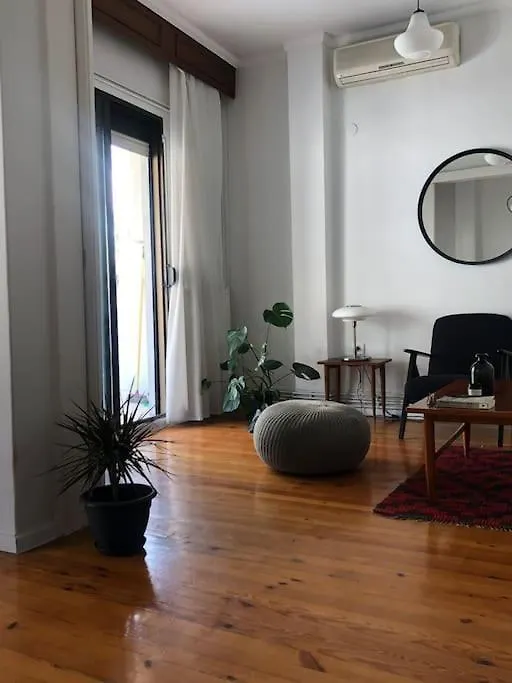 Comfortable And Elegant Flat In Thessalonikiアパートメント 0*, テッサロニキ